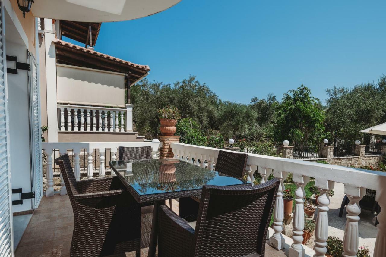 Rosa 3 Bedroom With Sea View Vila *