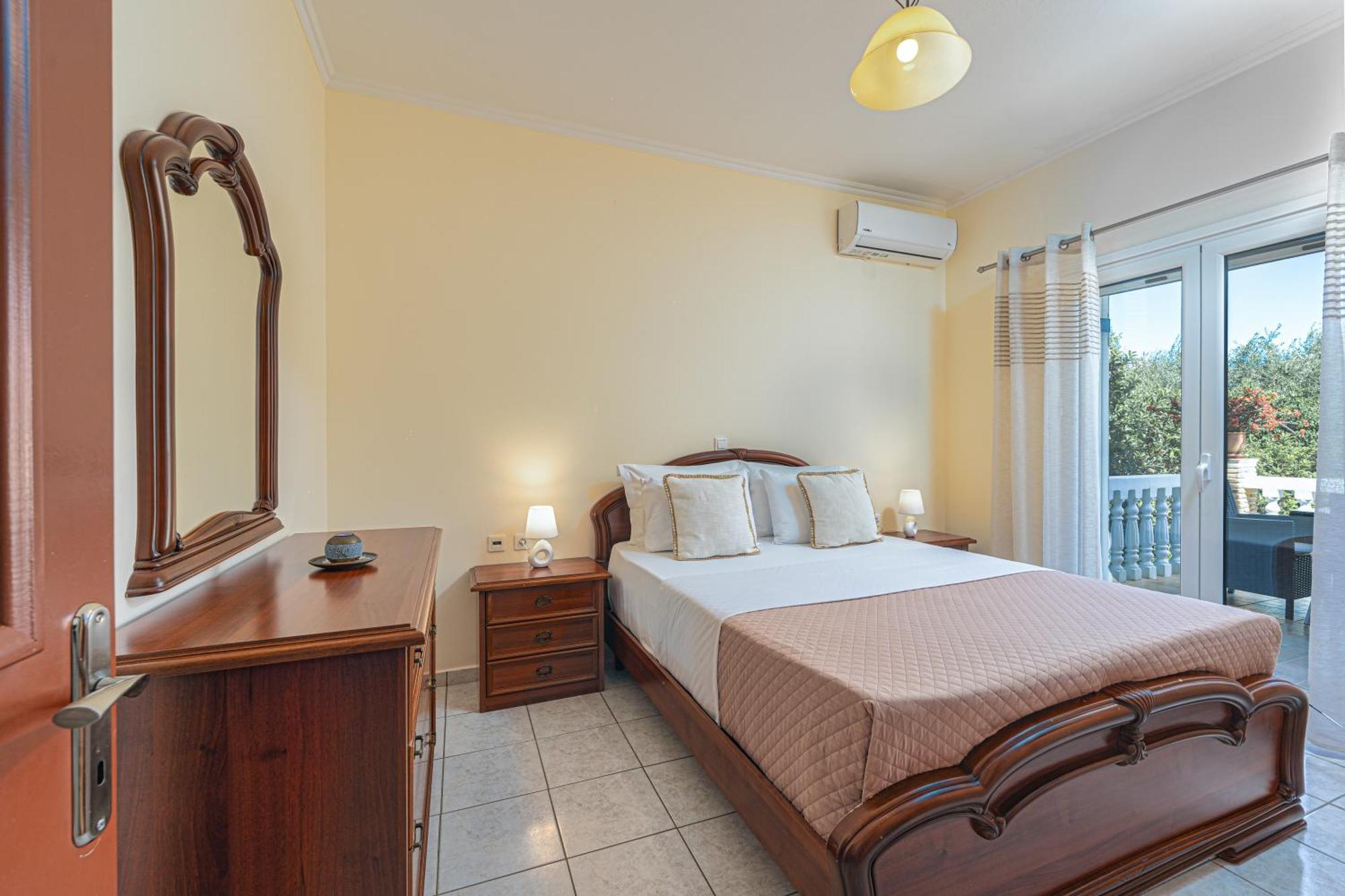 Rosa 3 Bedroom With Sea View Villa